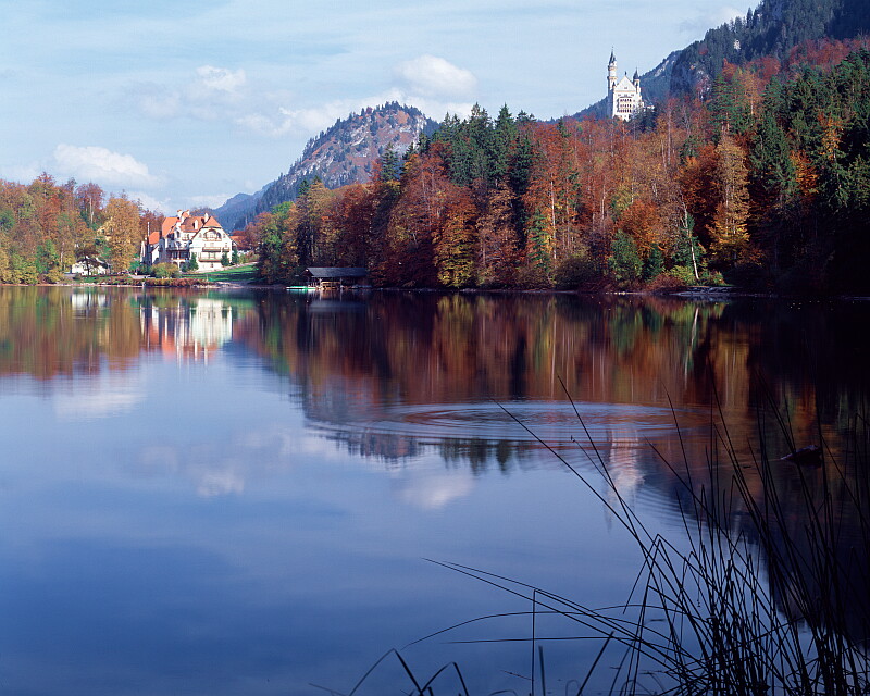 Neuschwanstein Castle , Bavaria , Germany
scan: Imacon:  8790x7033
